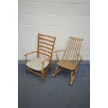 AN ERCOL MODEL 435 WINDSOR GOLDSMITH ROCKING CHAIR (condition:-frame sturdy, worn armrests, in dusty