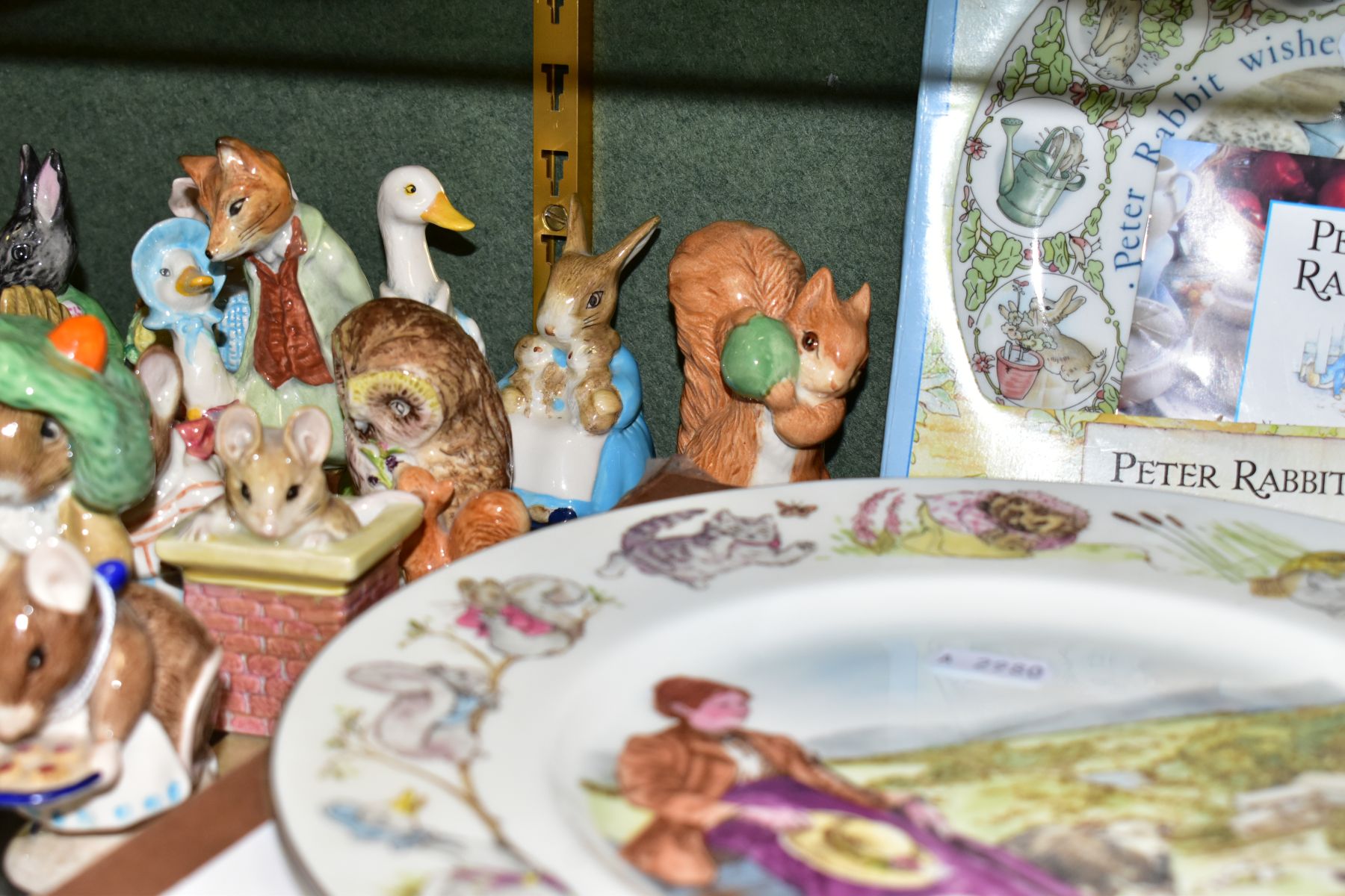 A GROUP OF ROYAL ALBERT BEATRIX POTTER FIGURES, FIRST DAY COVERS, ETC, to include the following - Image 5 of 6