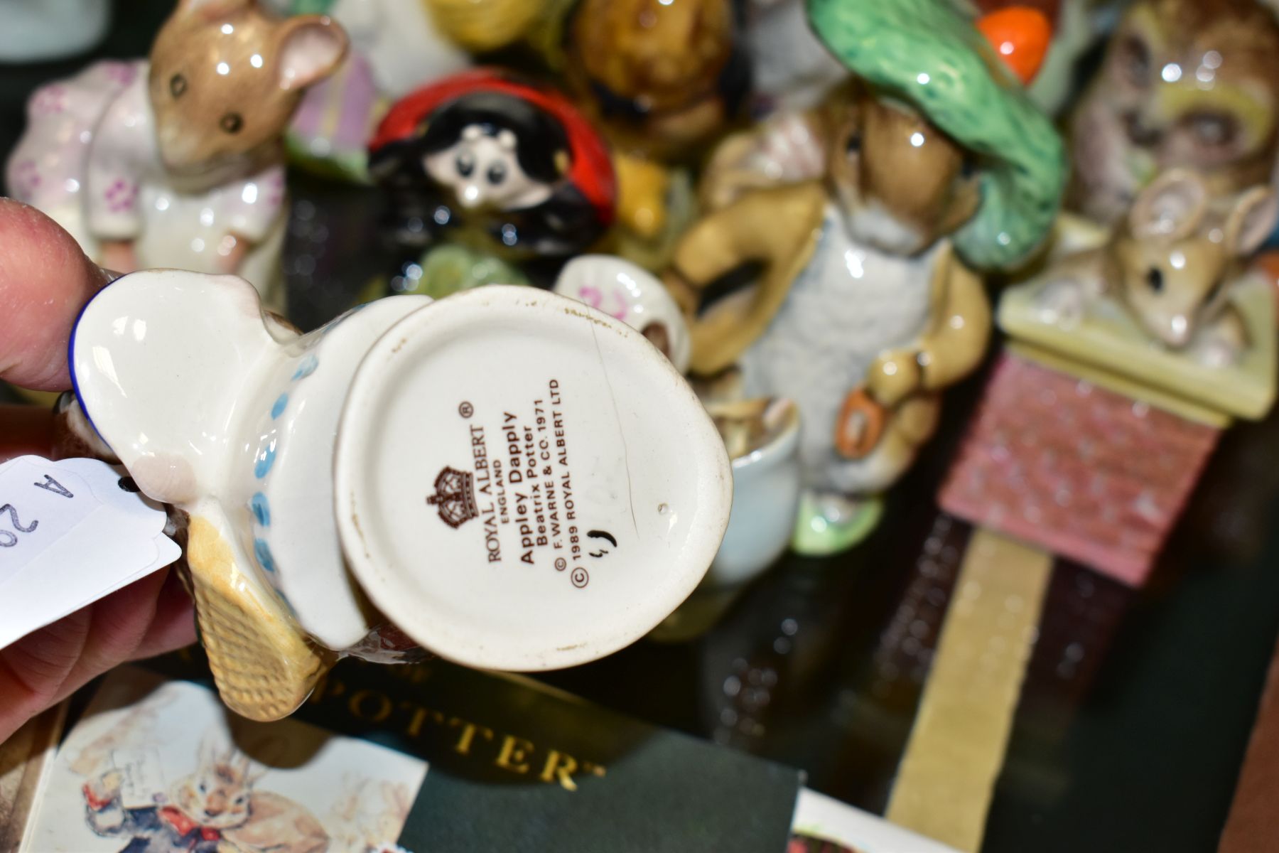 A GROUP OF ROYAL ALBERT BEATRIX POTTER FIGURES, FIRST DAY COVERS, ETC, to include the following - Image 3 of 6