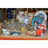 A GROUP OF CERAMICS AND CRYSTAL GLASS, to include Coalport wall plates 'Xmas holly cart', 'A glimpse