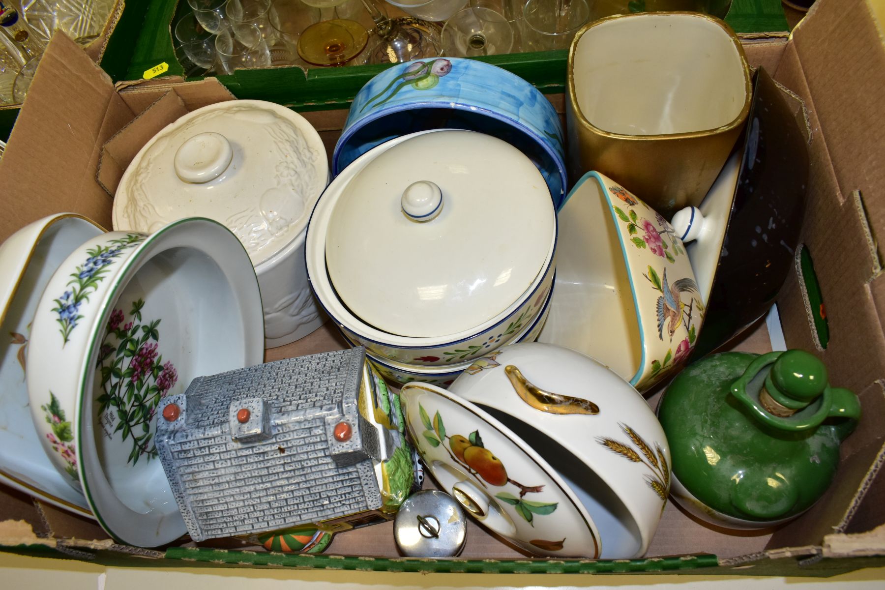 FIVE BOXES OF CERAMICS AND GLASSWARES, to include four Royal Albert Violetta soup bowls and saucers, - Image 4 of 6