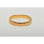 A 22CT GOLD BAND RING, a yellow gold courted band ring, approximate width 3.5mm, hallmarked 22ct