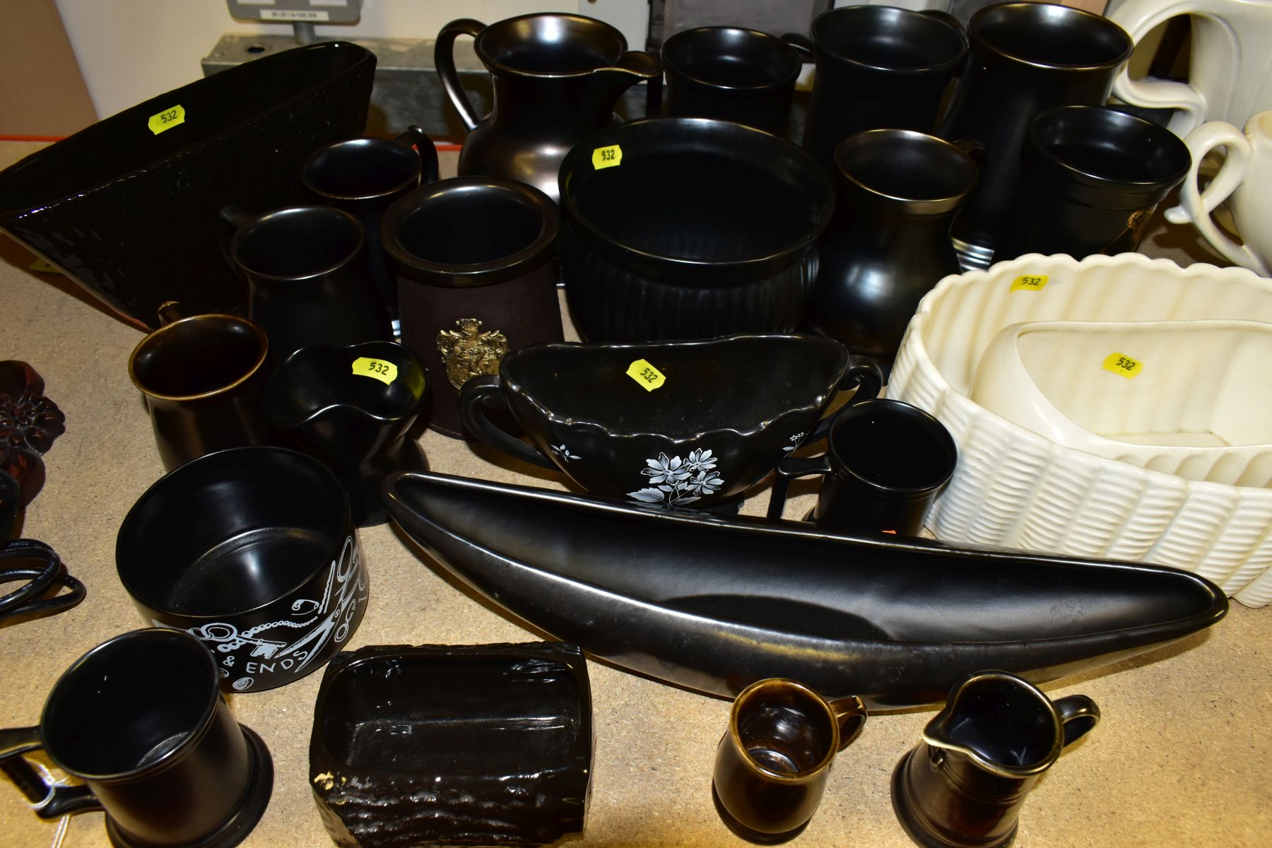 A QUANTITY OF SYLVAC POTTERY, comprising twenty one black and pewter effect tankards, household - Image 7 of 9