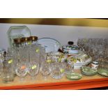 A QUANTITY OF CERAMIC AND GLASSWARE, to include four Wedgwood green Jasperware trinket dishes, a