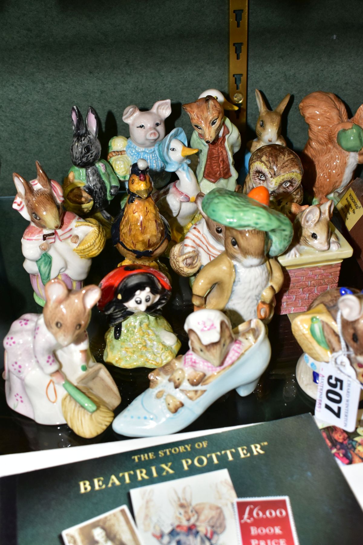 A GROUP OF ROYAL ALBERT BEATRIX POTTER FIGURES, FIRST DAY COVERS, ETC, to include the following - Image 6 of 6