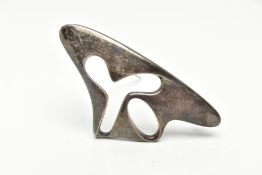 A DANISH SILVER 'GEORG JENSEN' BROOCH, abstract openwork brooch, fitted with a brooch pin, signed to