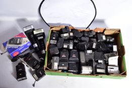 A TRAY CONTAINING A QUANTITY OF FLASHES including Cobra, Nissin, Phota, Starblitz,etc and two Metz