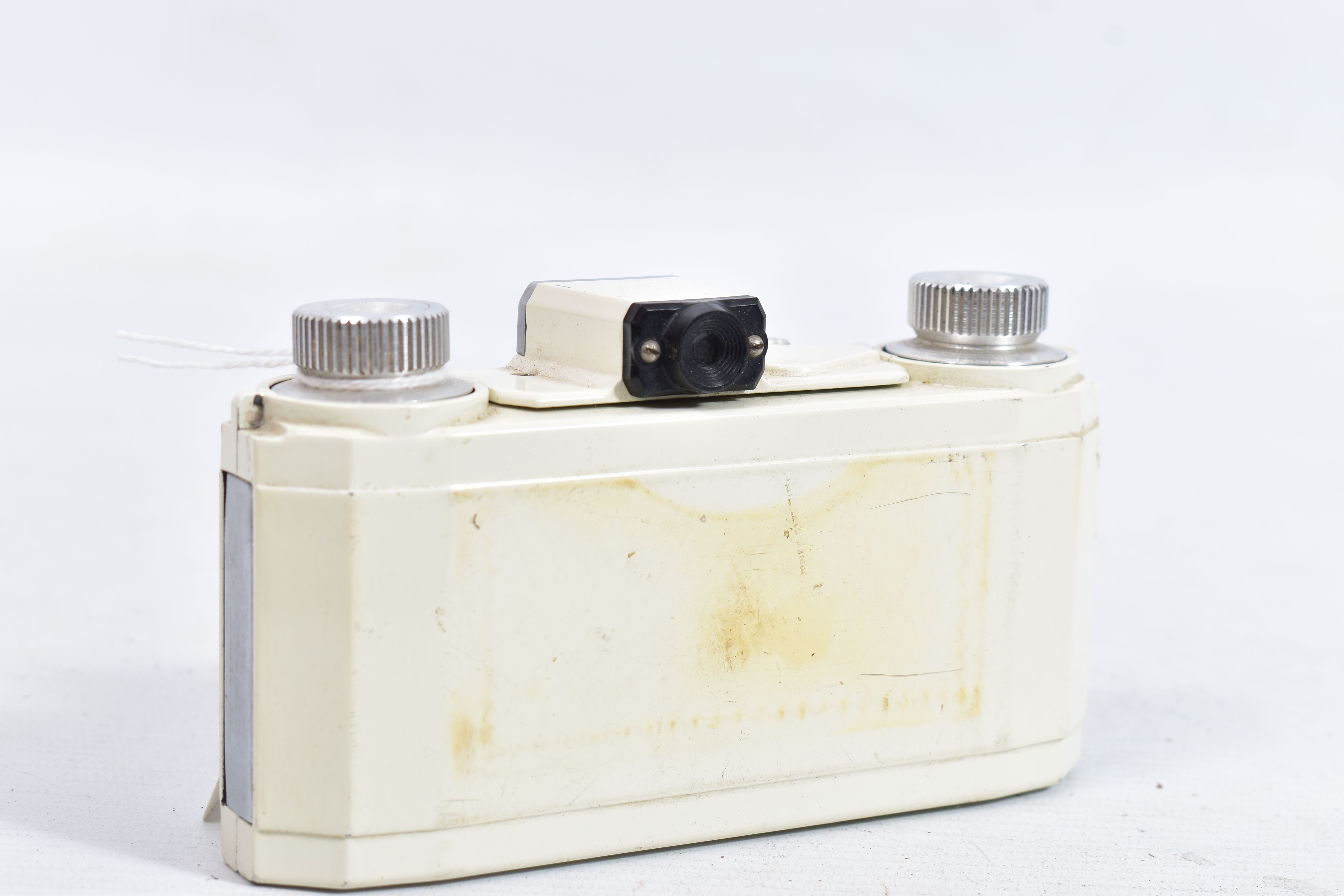 AN ILFORD ADVOCATE IN CREAM FINISH with a Dallmeyer lens ( some paint blooming on underside) - Image 3 of 5