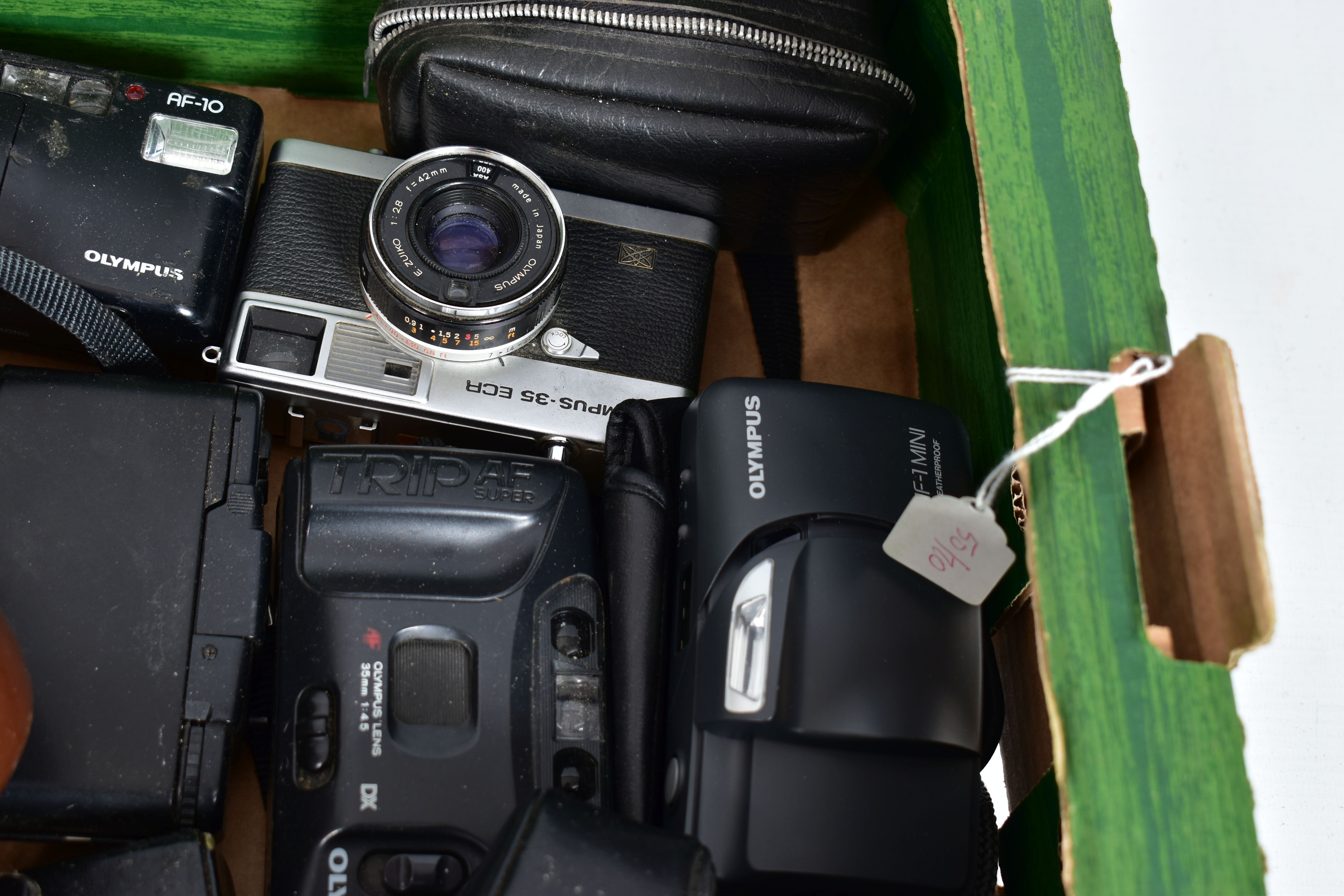 A TRAY CONTAINING OLYMPUS SLR AND INSTANT CAMERAS including a black OM2 with 50mm lens, a chrome - Image 3 of 5