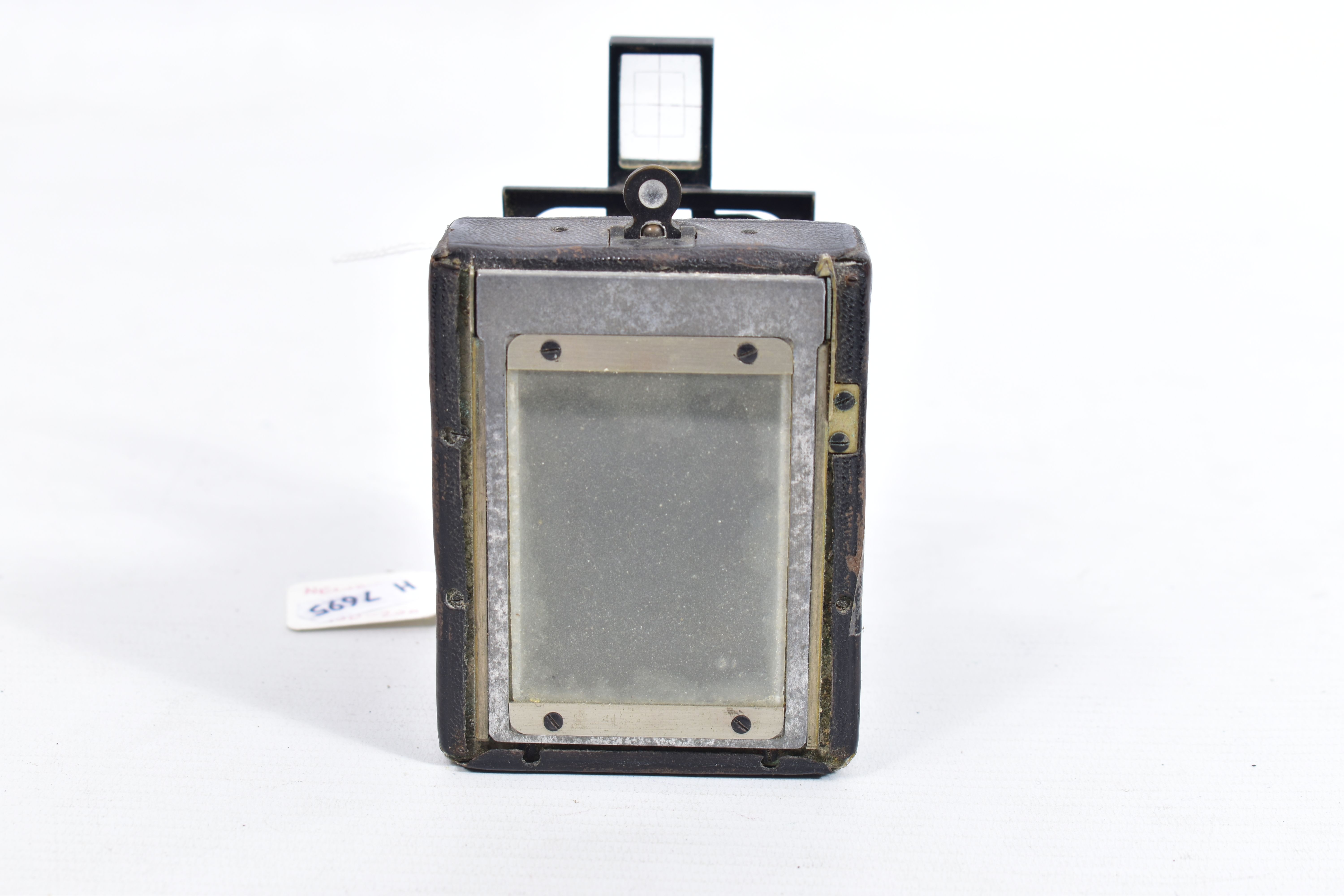 A NEWMAN AND GUARDIA BABY 'SIBYL' FOLDING CAMERA with leather case ( rear panel missing) - Image 8 of 12