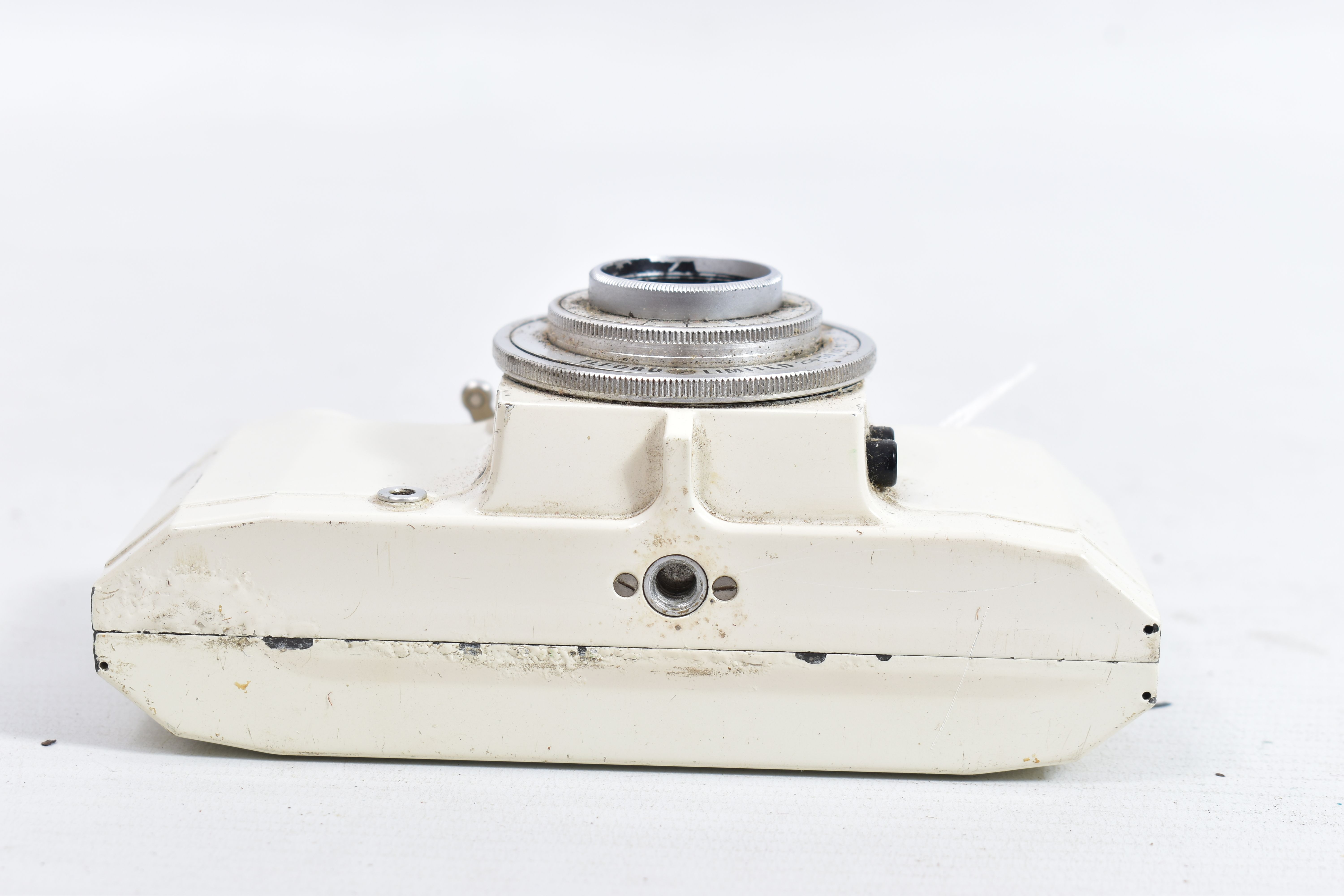 AN ILFORD ADVOCATE IN CREAM FINISH with a Dallmeyer lens ( some paint blooming on underside) - Image 5 of 5