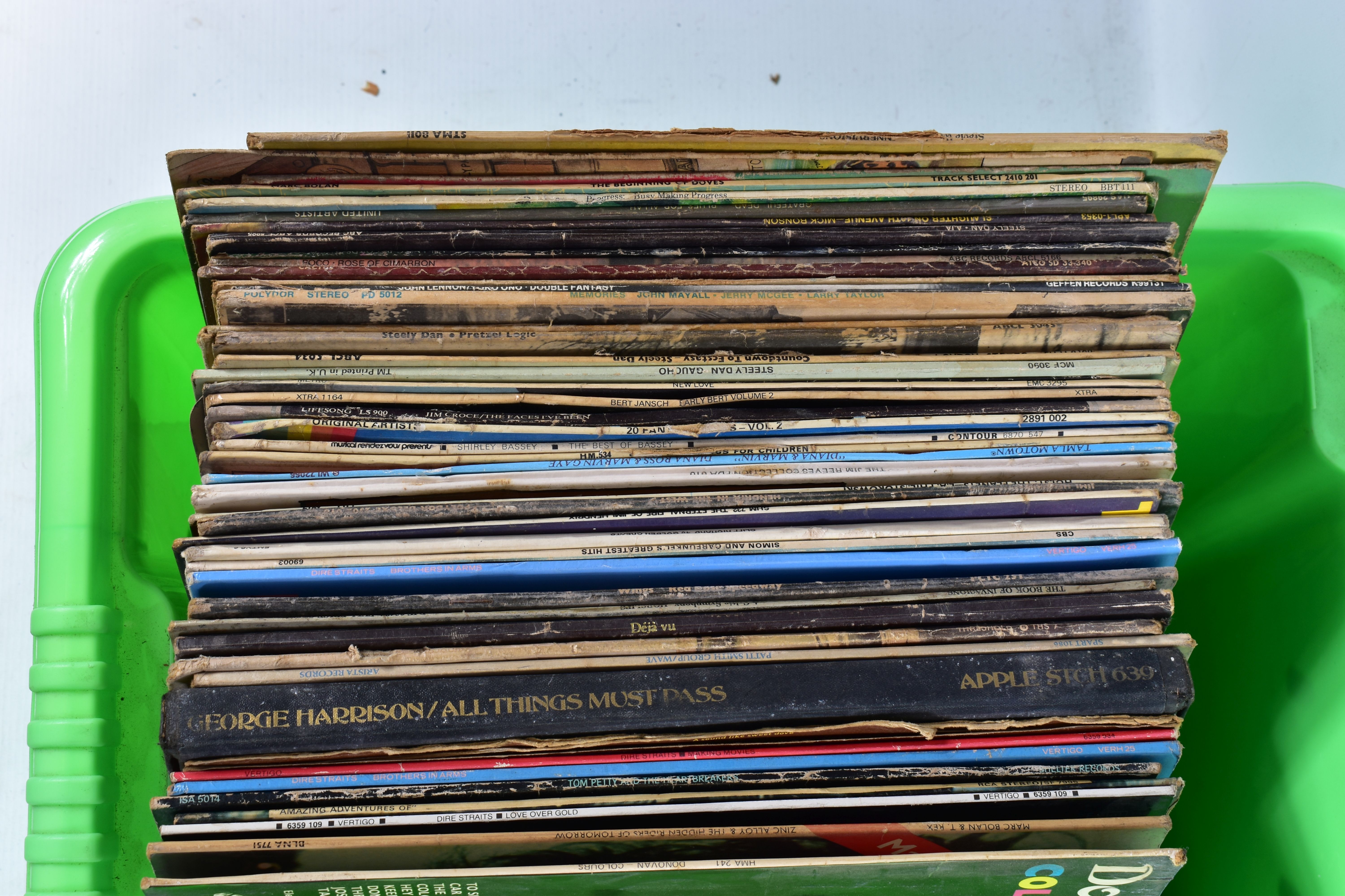 A TRAY CONTAINING APPROX FIFTY LPs , BOOKS AND PROGRAMMES including Abbey Road and Anthology by - Image 4 of 4