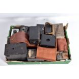 A TRAY CONTAINING FIFTEEN BOX AND TLR CAMERAS including a KW Pilot 6 , a Spartus Full Vur, a