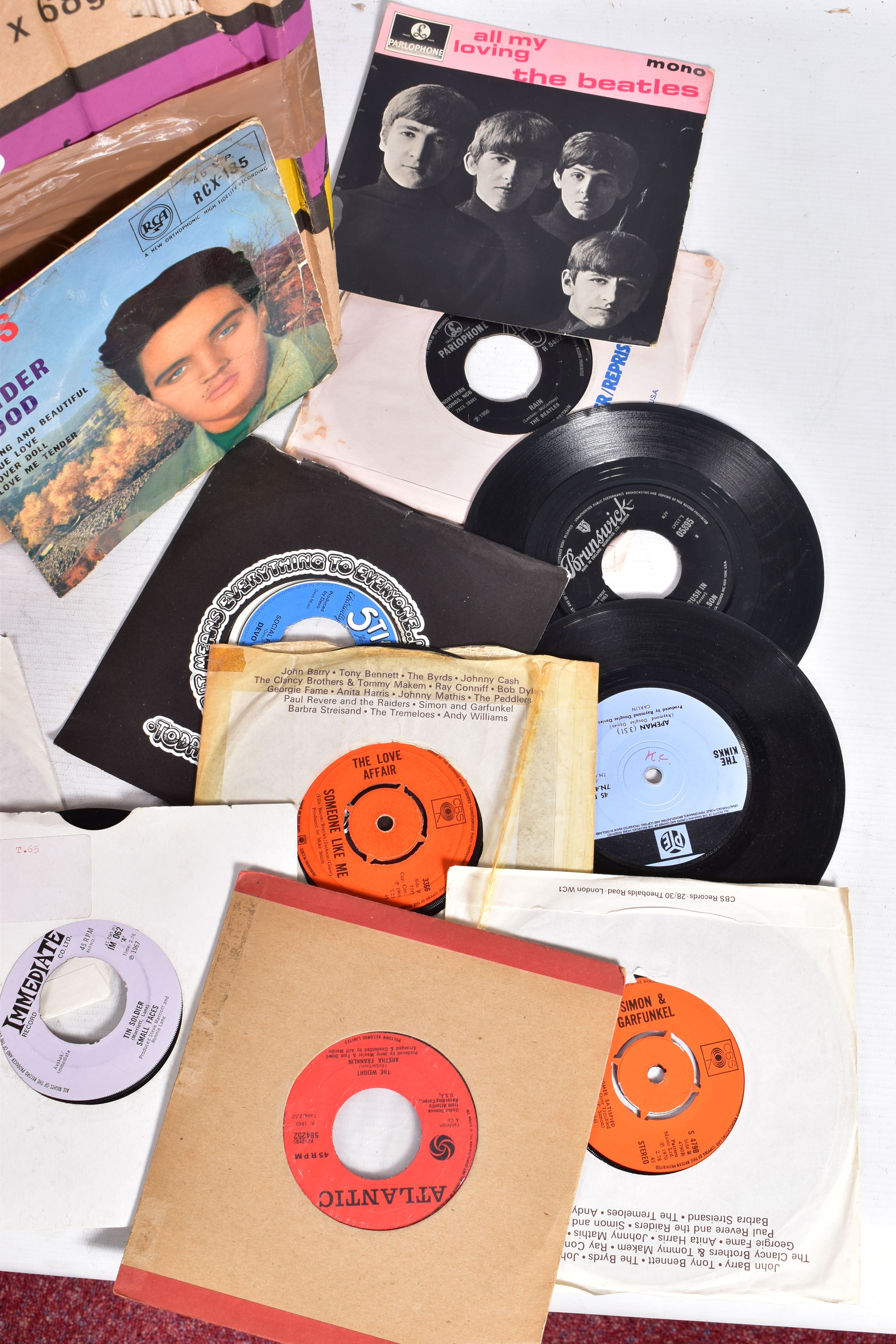 A TRAY CONTAINING APPROX ONE HUNDRED AND EIGHTY SINGLES artists include T Rex, The Rolling Stones, - Image 3 of 4