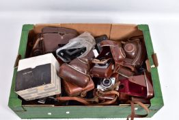 A TRAY CONTAINING EIGHTEEN ZEISS IKON IKONTA FOLDING CAMERAS models include 520/18, 520, 521, 521/2,