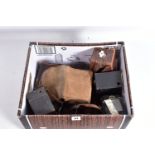 A TRAY CONTAINING ZEISS IKON BOX AND TLR CAMERAS including an Ikoflex 1a (854-16), an Ikoflex(850-