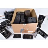 A TRAY CONTAINING TWENTY BOX AND FOLDING CAMERAS by makers such as Glunz, Ansco, Carbine, Mayfair,