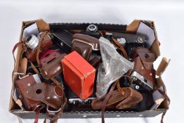 A TRAY CONTAINING ZEISS IKON FOLDING AND INSTANT CAMERAS including a 515, a 515/16, three 517/16,