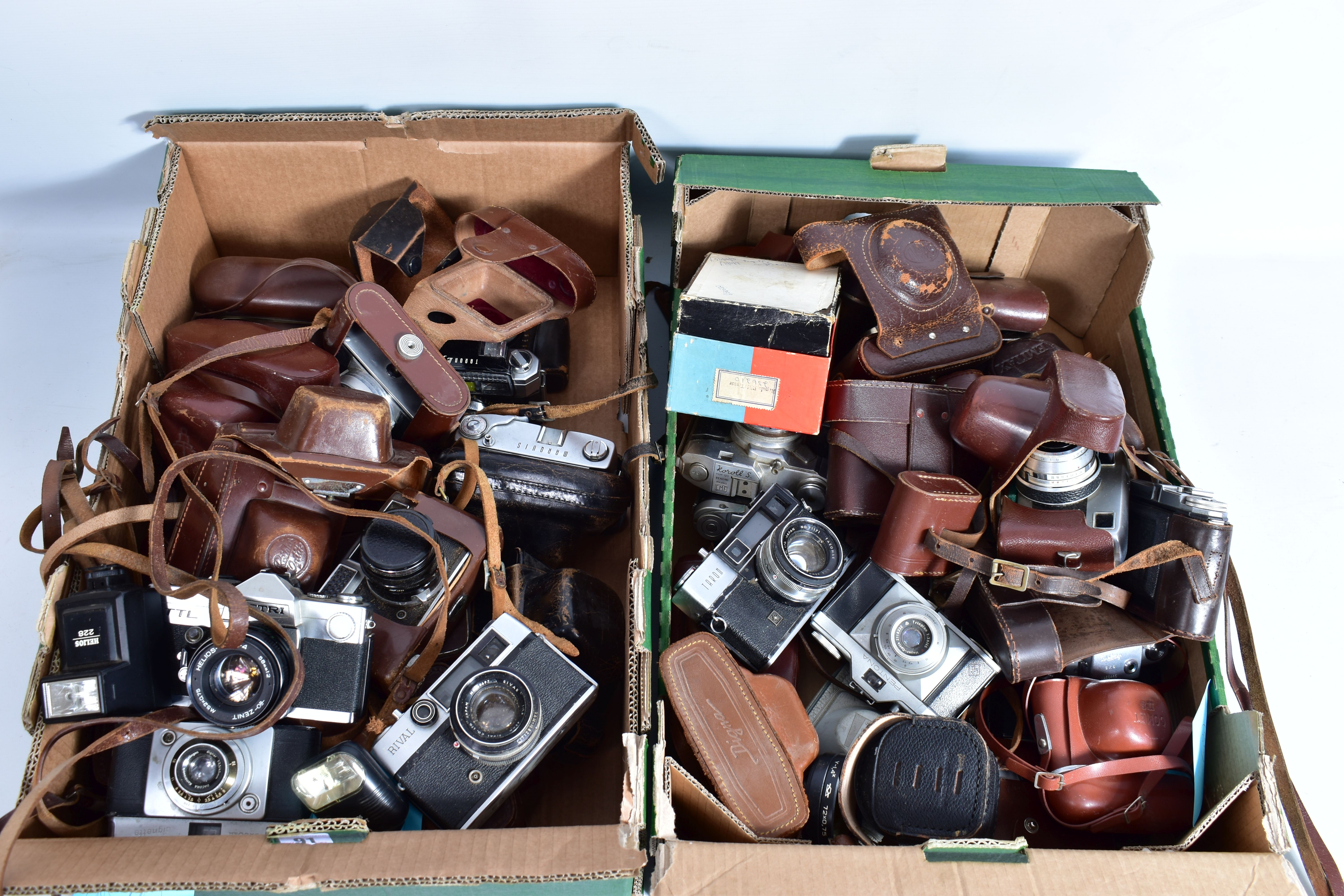 TWO TRAYS CONTAINING THIRTY SIX CAMERAS by makers such as Zeiss Ikon, Dacona, Walz, King, Wirgin,