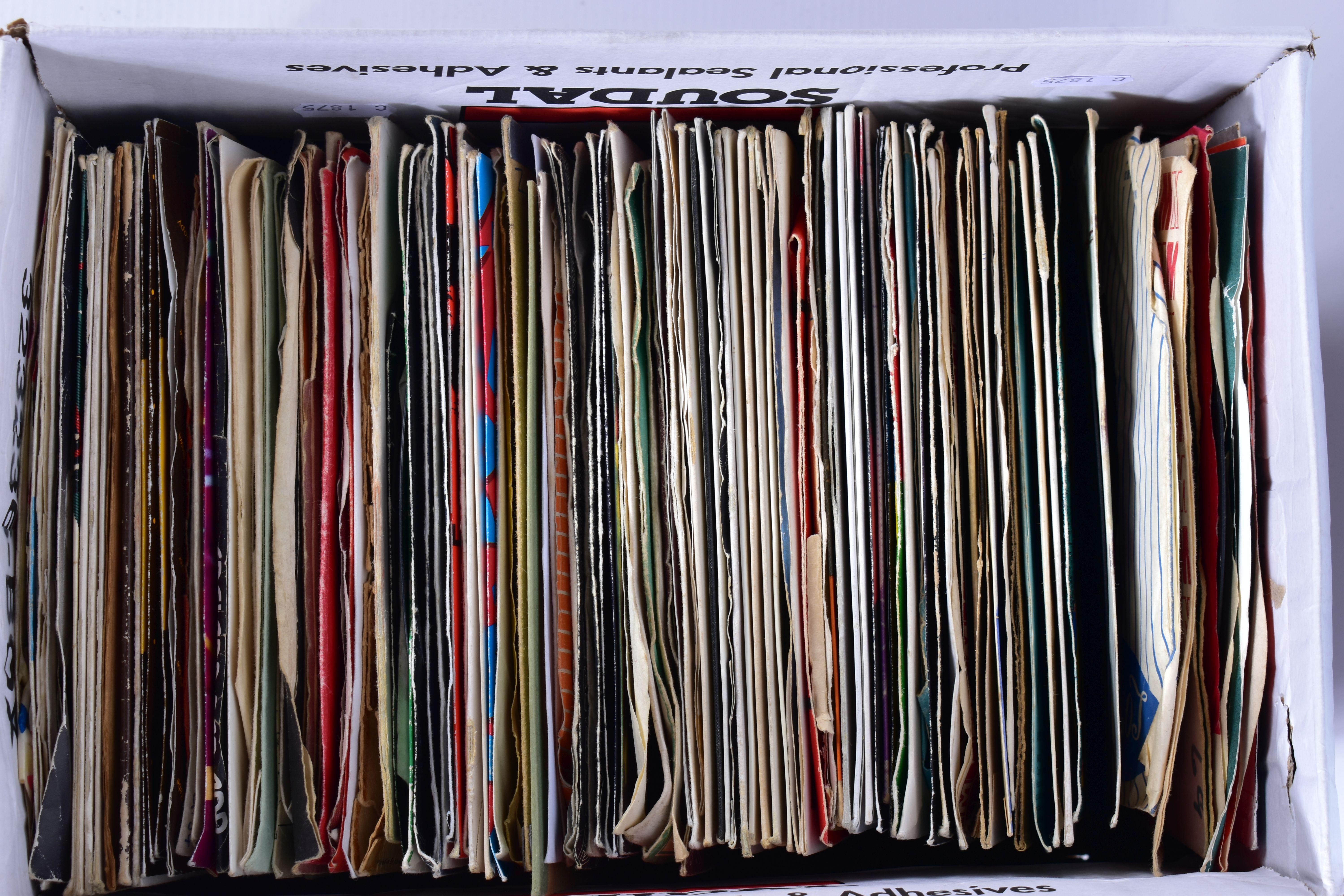A TRAY CONTAINING APPROX ONE HUNDRED AND THIRTY SINGLES by artists such as The Rolling Stones, - Image 5 of 5