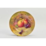 A ROYAL WORCESTER FRUIT STUDY SMALL CIRCULAR PLATE, hand painted with apples and grapes, gilt rim,