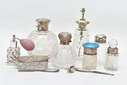 A PARCEL OF SILVER MOUNTED SCENT BOTTLES, TOILET JARS, BOX AND MANICURE ACCESSORIES, including a