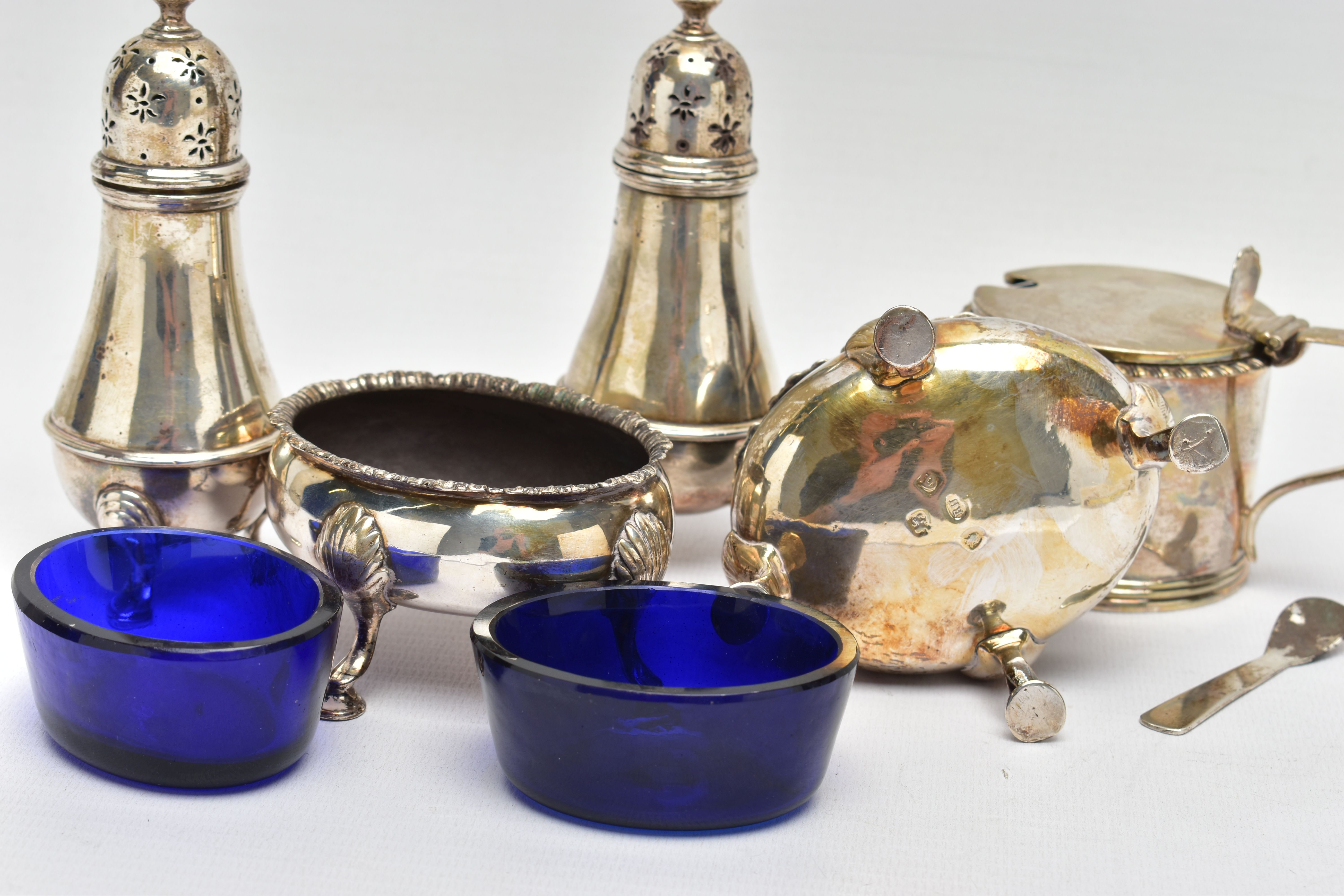 A PAIR OF GEORGE III SILVER OVAL SALTS AND THREE OTHER SILVER CRUET ITEMS, the oval salts with - Image 5 of 8