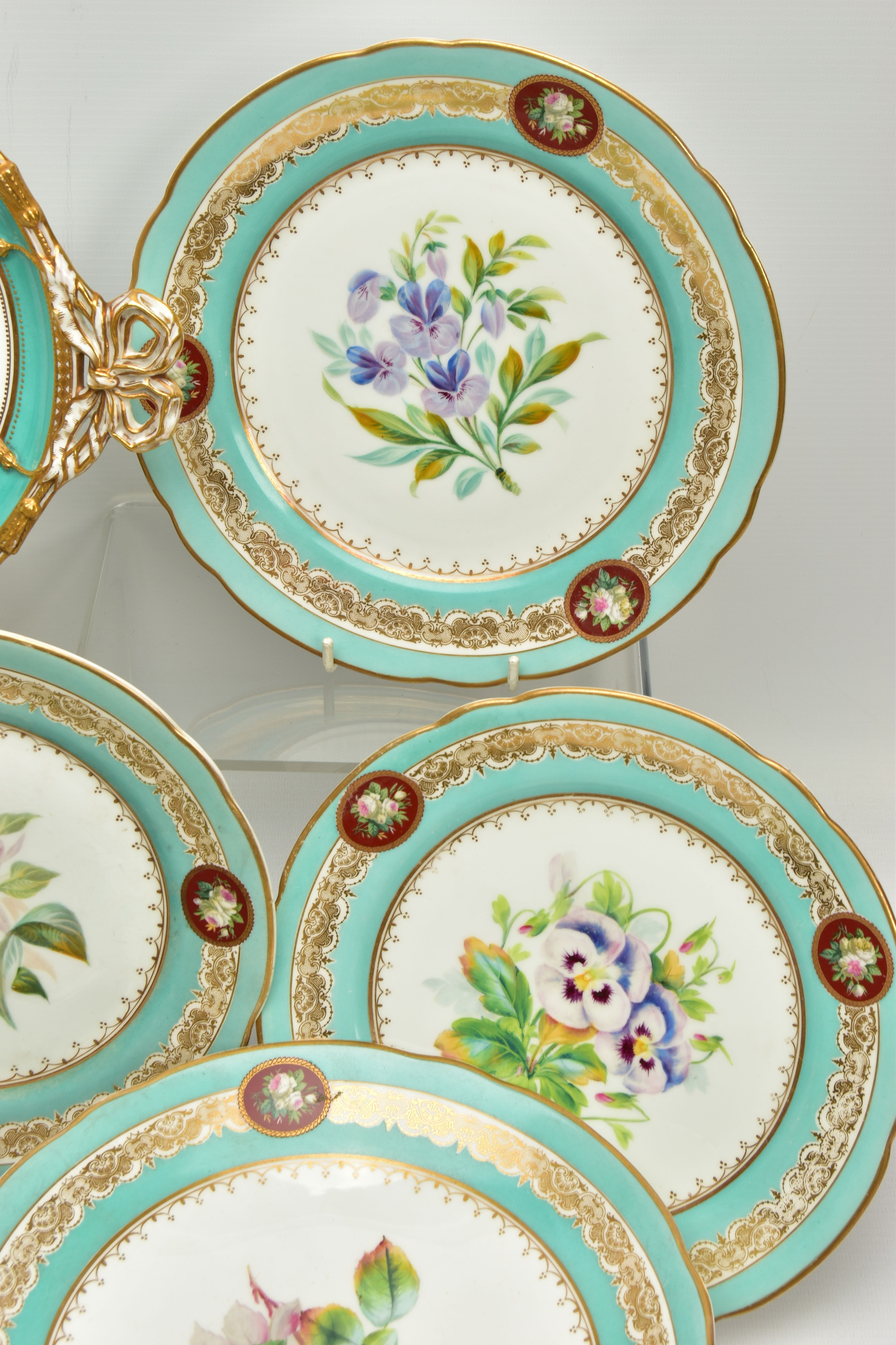 A VICTORIAN COALPORT TWIN HANDLED OVAL PLATTER AND A VICTORIAN PORCELAIN PART DESSERT SERVICE, the - Image 4 of 18