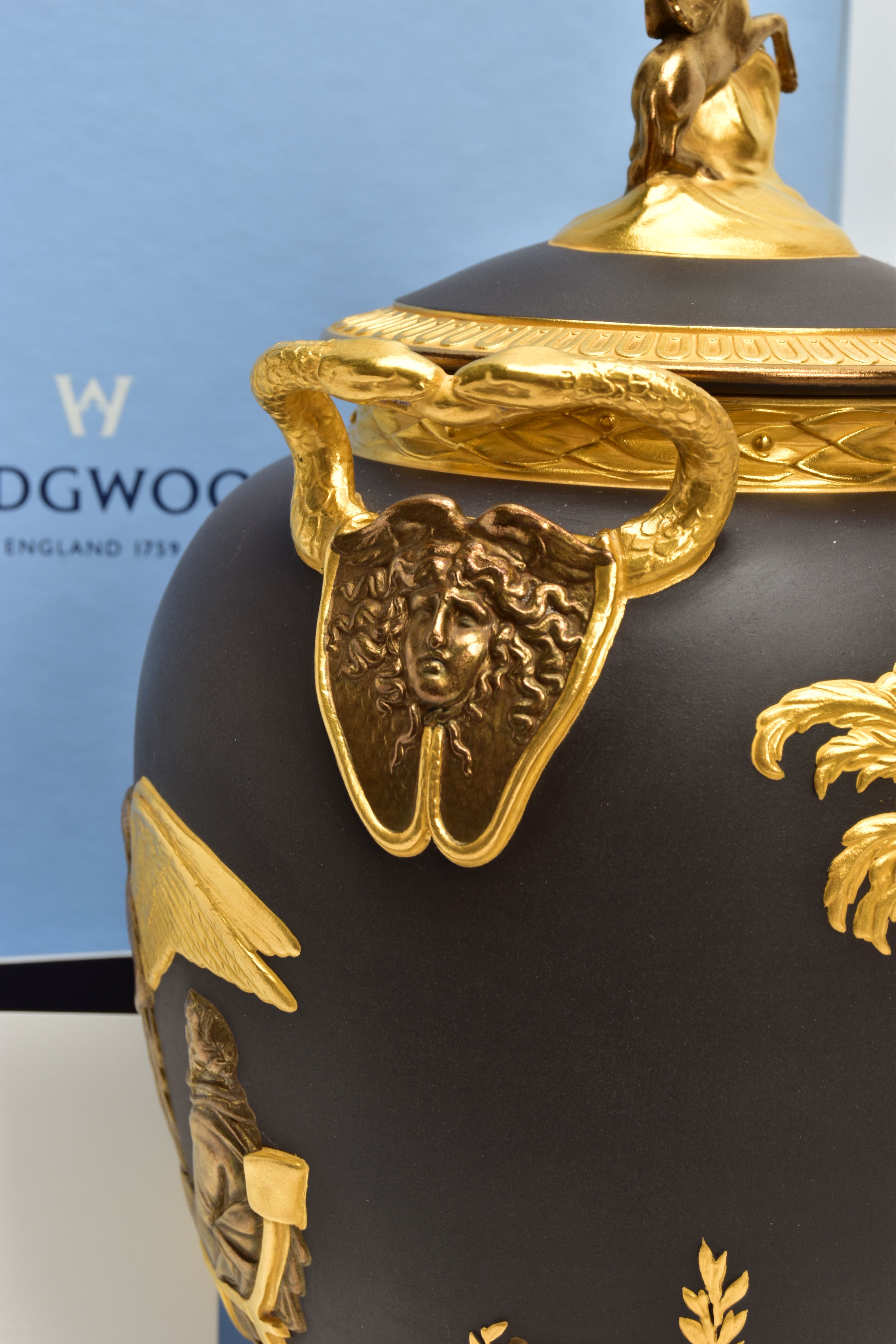 A BOXED WEDGWOOD MASTERPIECE COLLECTION LIMITED EDITION BLACK BASALT AND GILT PEGASUS VASE AND - Image 5 of 11