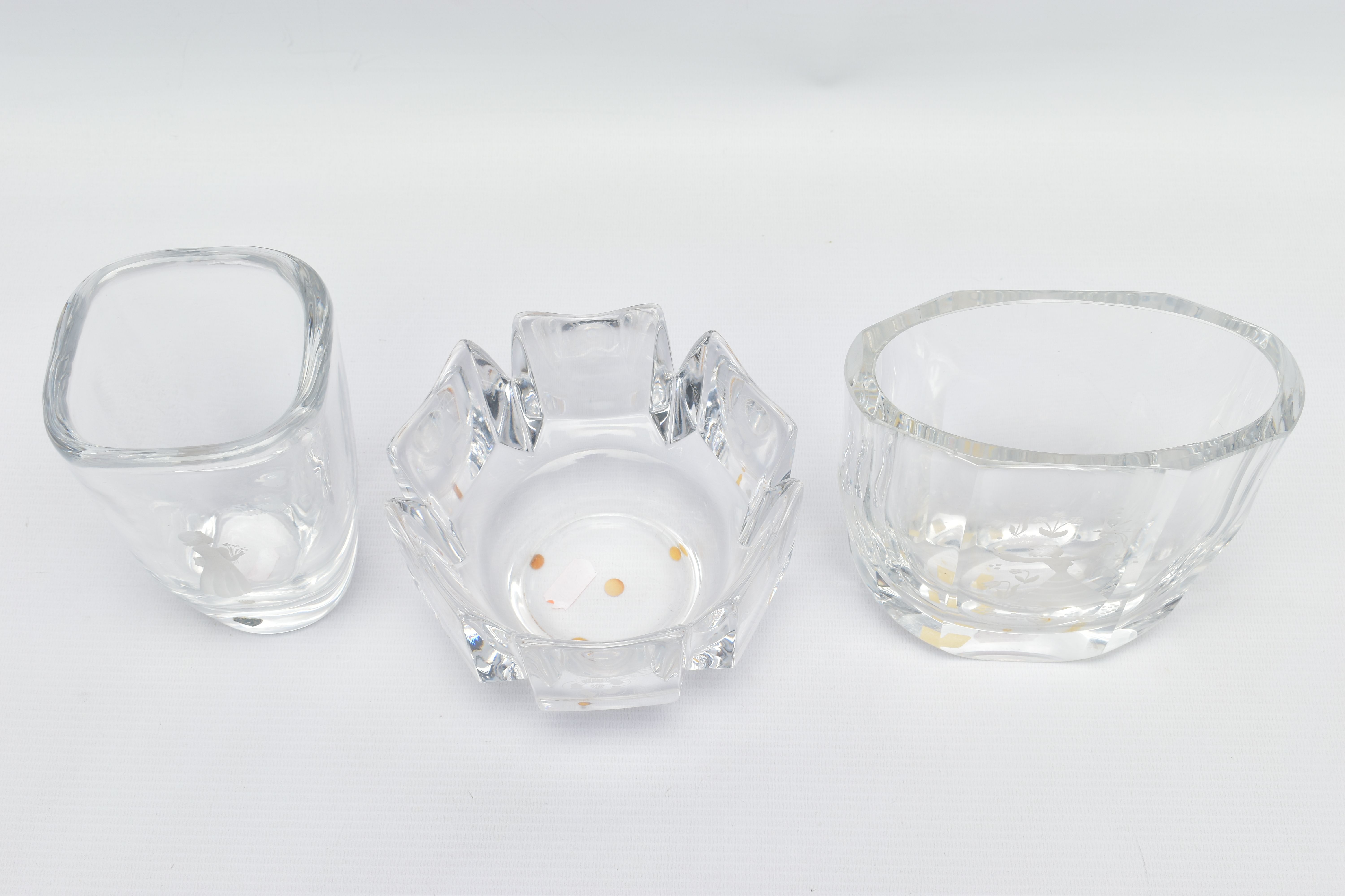 THREE PIECES OF ORREFORS GLASS, comprising a Corona bowl, the castellated panels are alternately - Image 8 of 14