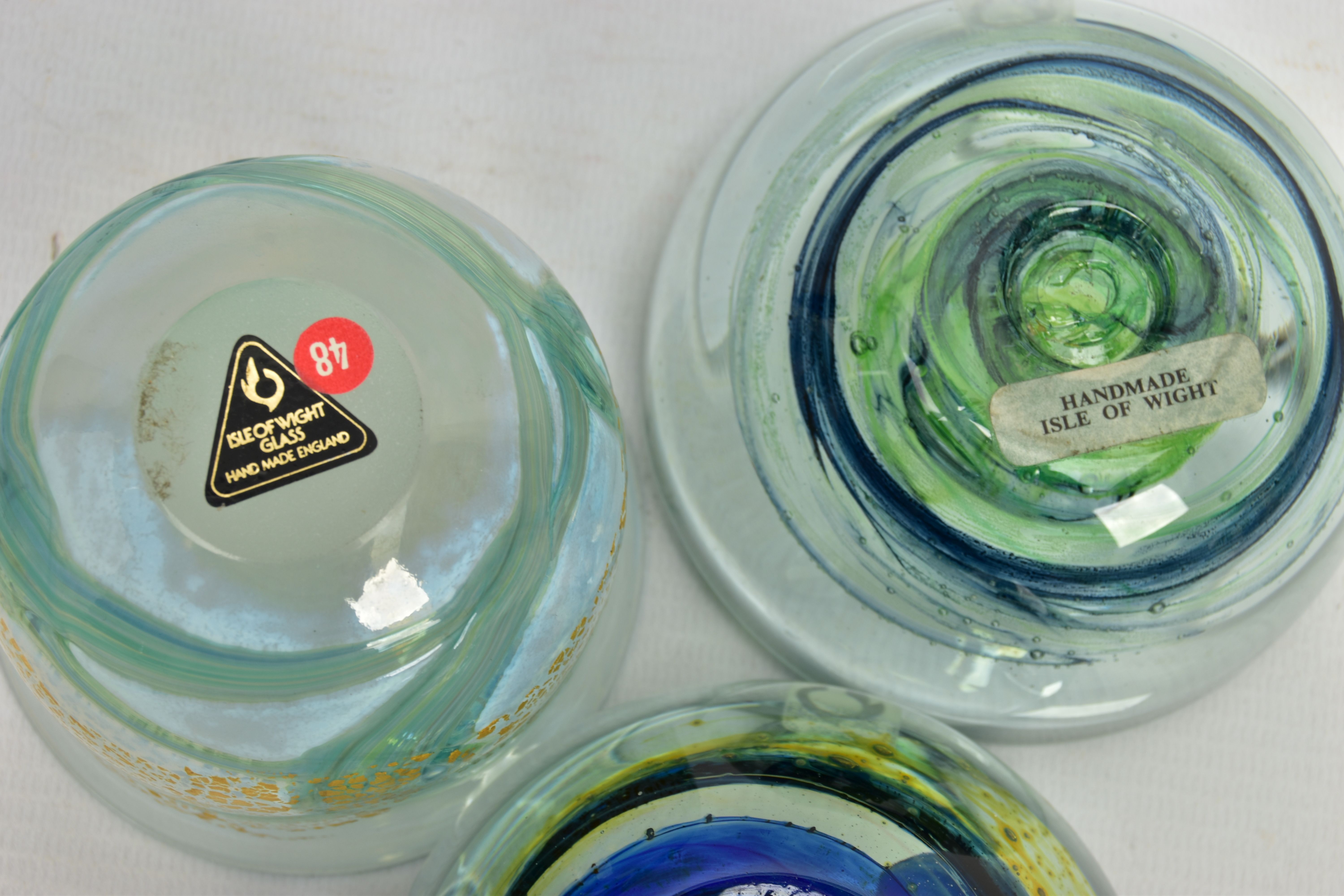 THREE ISLE OF WIGHT STUDIO GLASS BOWLS, the two shorter bowls have impressed marks to the base and - Image 9 of 9