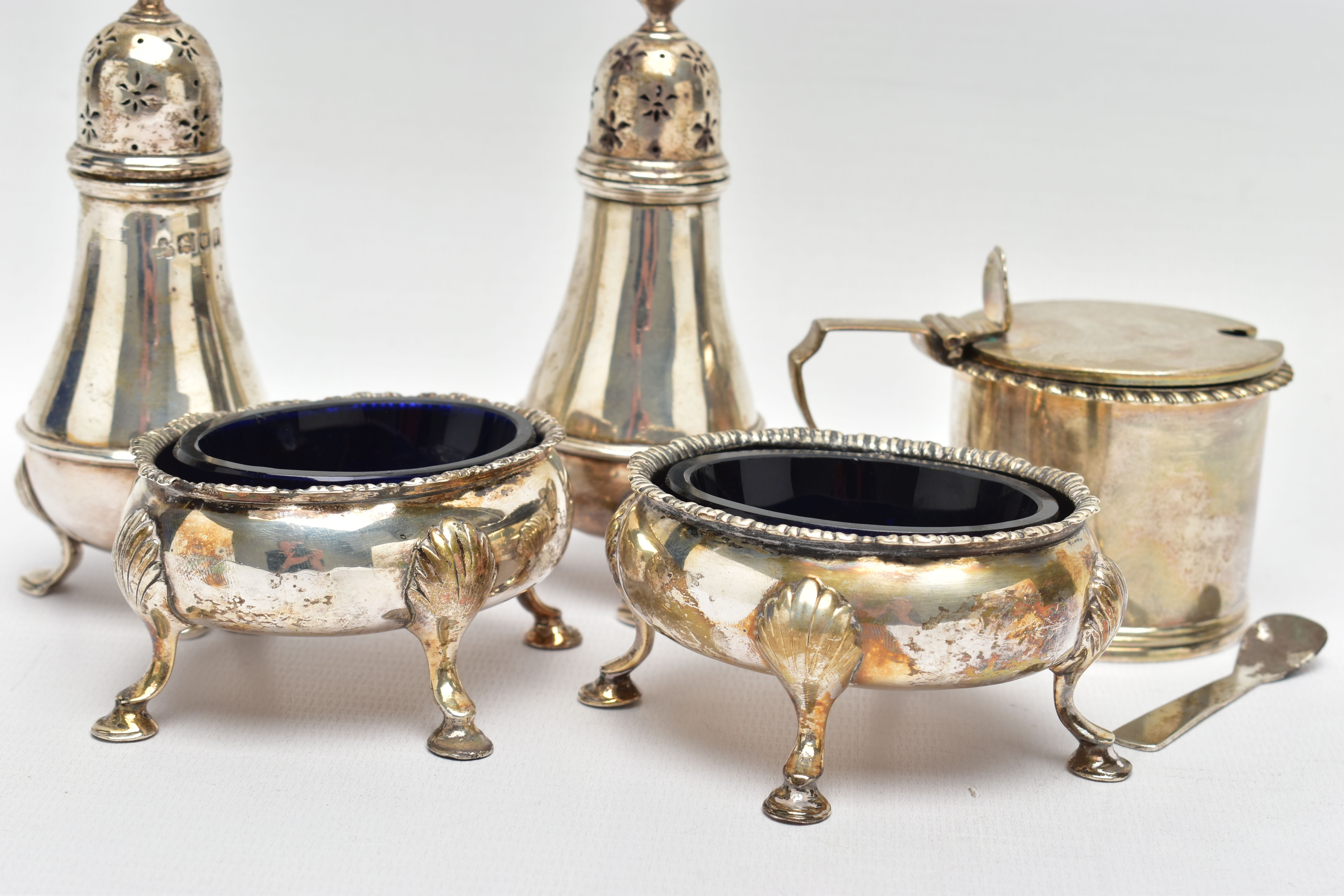 A PAIR OF GEORGE III SILVER OVAL SALTS AND THREE OTHER SILVER CRUET ITEMS, the oval salts with - Image 4 of 8