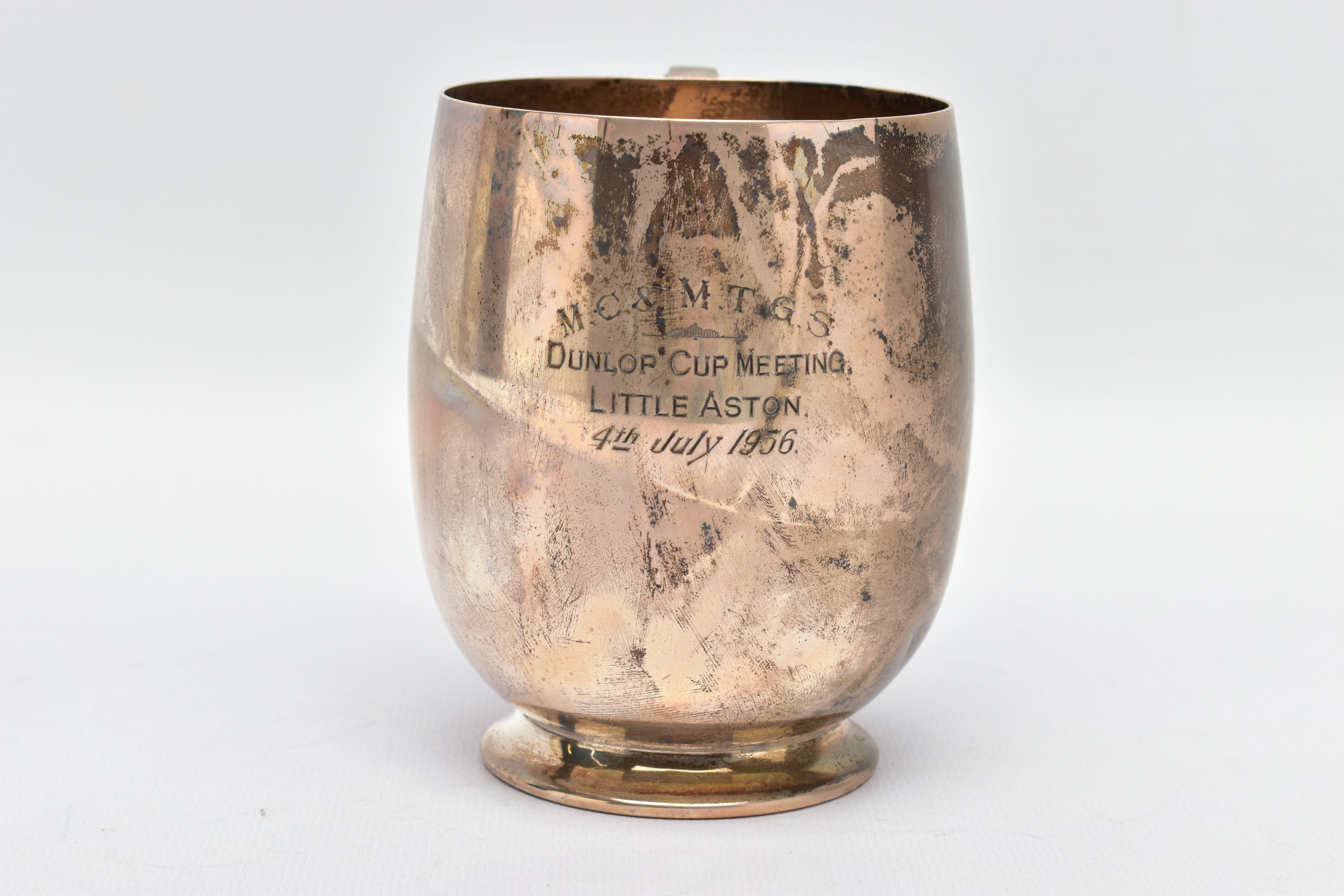 AN ELIZABETH II SILVER MUG, a bell shaped mug with a scrolled handle and skirted foot, engraved 'M.C - Image 2 of 7