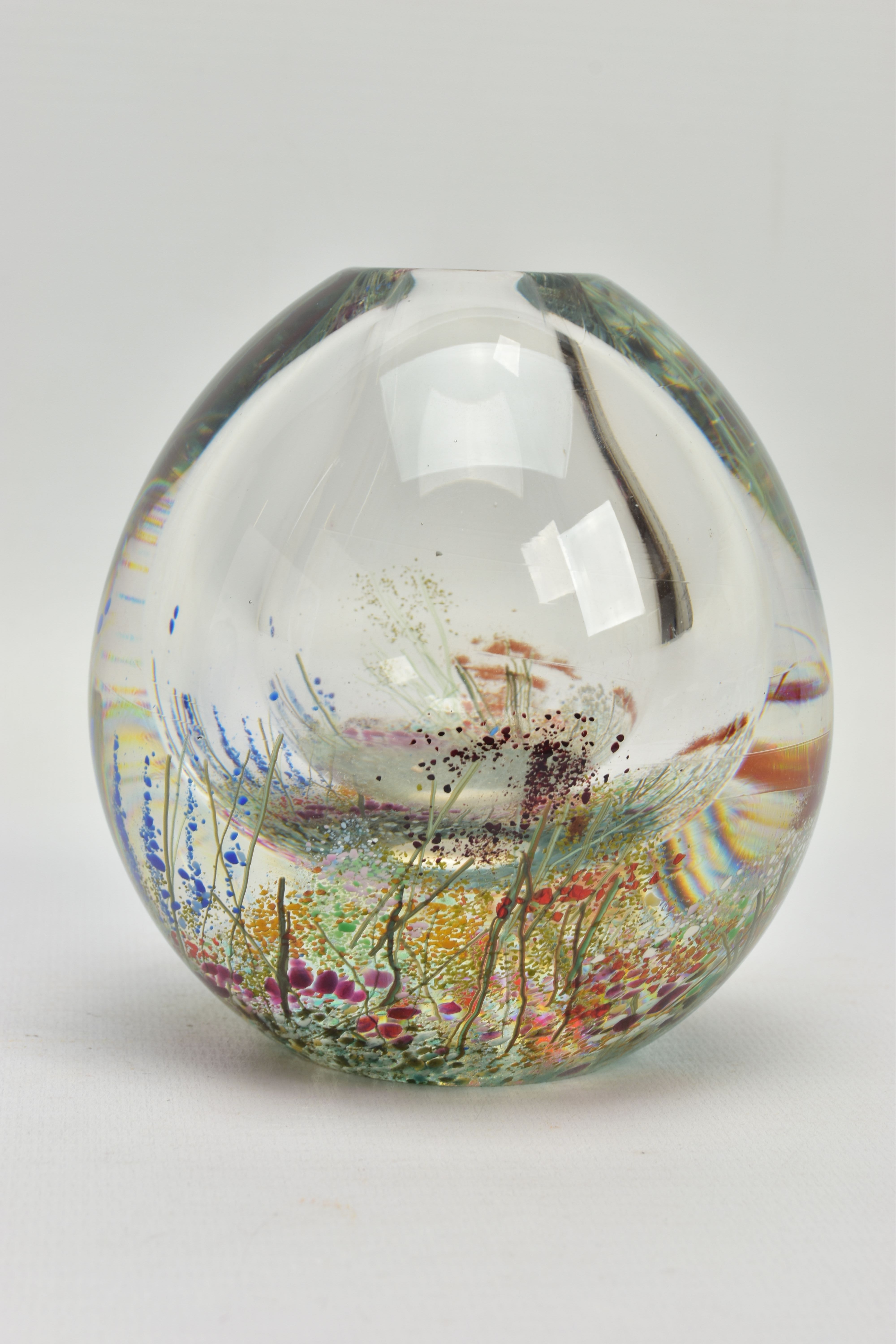 TWO PIECES OF LATE 20TH CENTURY STUDIO GLASS, comprising a Carin Von Drehle (American - Image 5 of 11