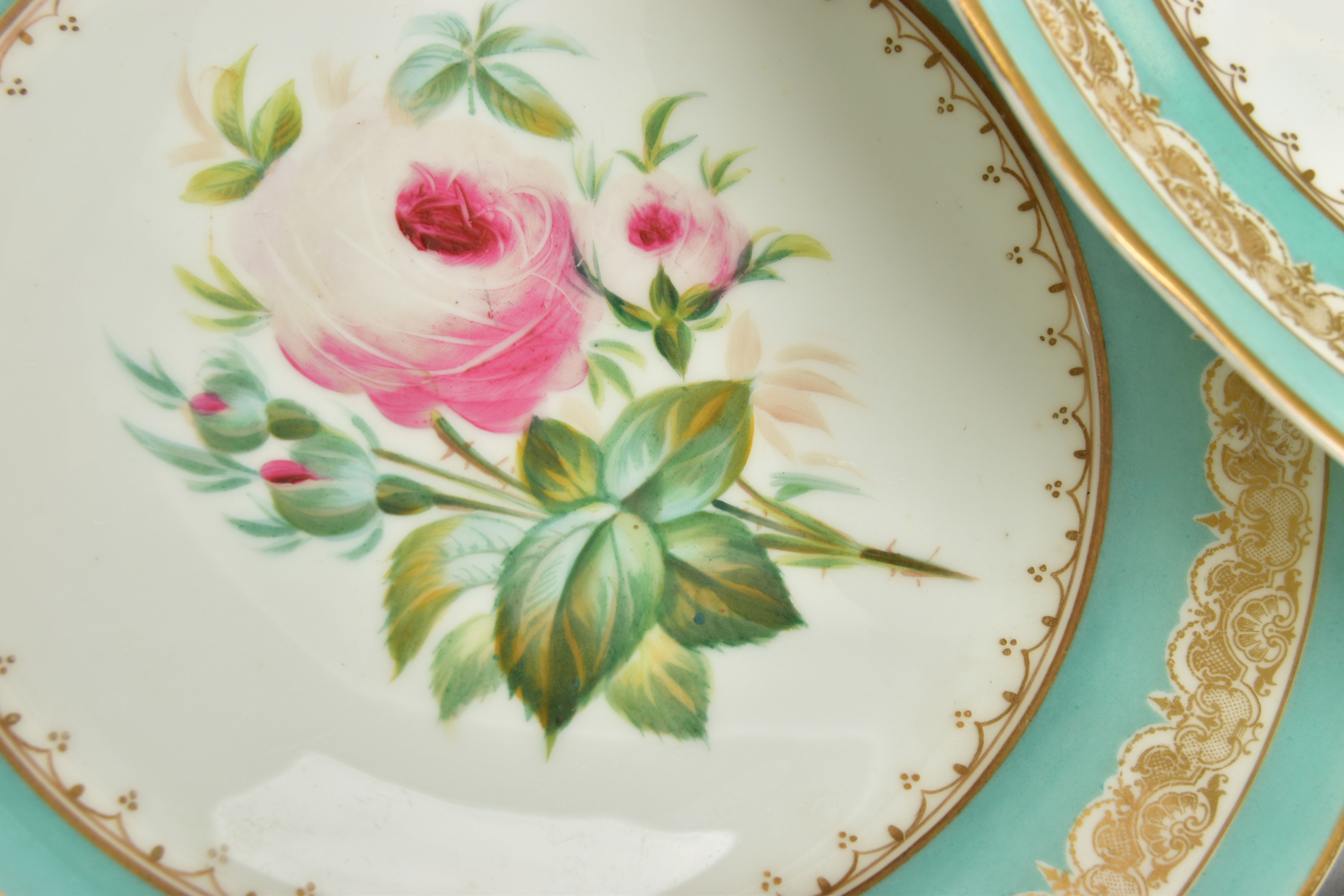 A VICTORIAN COALPORT TWIN HANDLED OVAL PLATTER AND A VICTORIAN PORCELAIN PART DESSERT SERVICE, the - Image 16 of 18