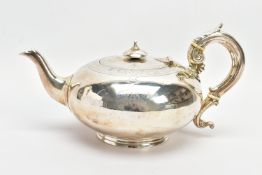 A MID VICTORIAN SILVER TEAPOT OF COMPRESSED MELON FORM, domed circular finial, S scroll handle