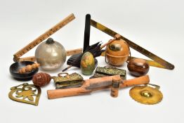 A BOX OF 19TH AND 20TH CENTURY TREEN, METALWARES AND GLASS, including a wooden shaped egg with