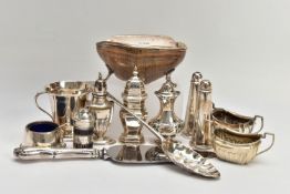 A PARCEL OF ASSORTED SILVER CRUET ITEMS, ETC, including a George V silver mounted hoof ashtray, on