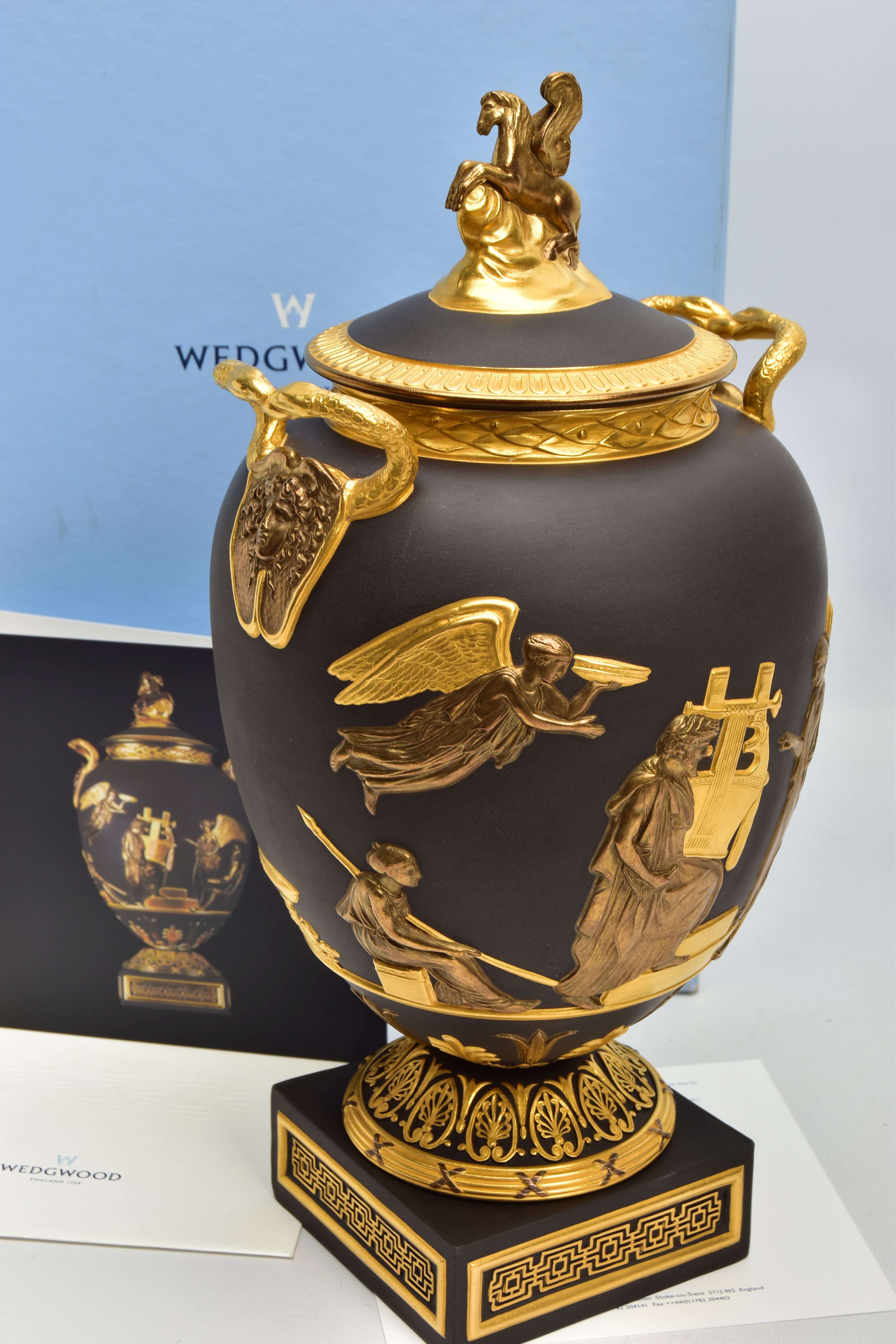 A BOXED WEDGWOOD MASTERPIECE COLLECTION LIMITED EDITION BLACK BASALT AND GILT PEGASUS VASE AND - Image 6 of 11