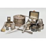 A GROUP LOT OF SILVER AND WHITE METAL TO INCLUDE EIGHT ASSORTED SILVER NAPKIN RINGS, two of which