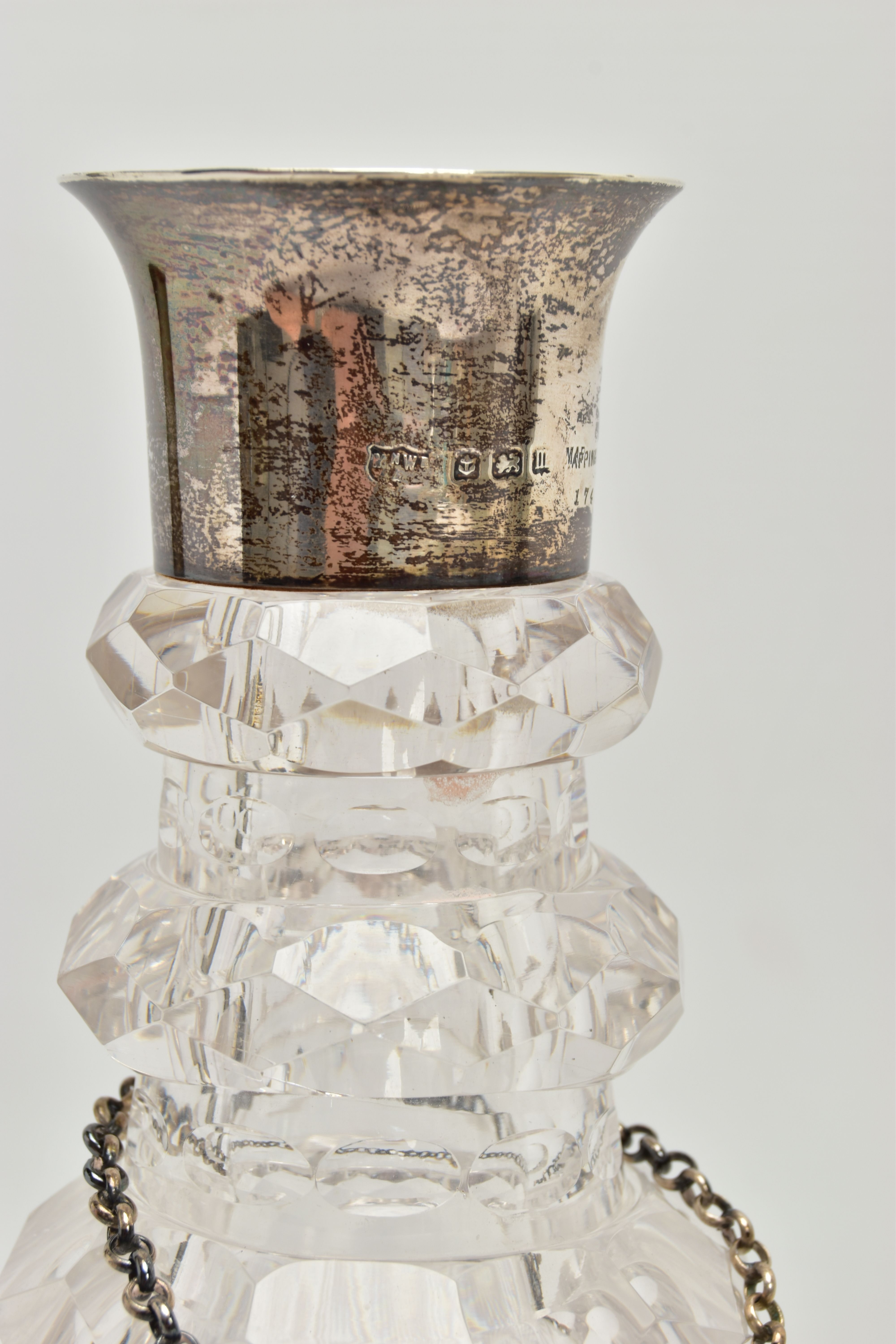 AN EARLY 19TH CENTURY PRUSSIAN SHAPED GLASS DECANTER AND A GEORGE V GLASS DECANTER, the early 19th - Image 5 of 15