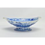 AN EARLY 19TH CENTURY SPODE EARTHENWARE BLUE AND WHITE TRANSFER PRINTED CARAMANIAN SERIES OVAL