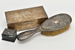 AN EARLY 20TH CENTURY CHINESE SILVER HAIR BRUSH, A GEORGE V RECTANGULAR SILVER CIGARETTE CASE AND