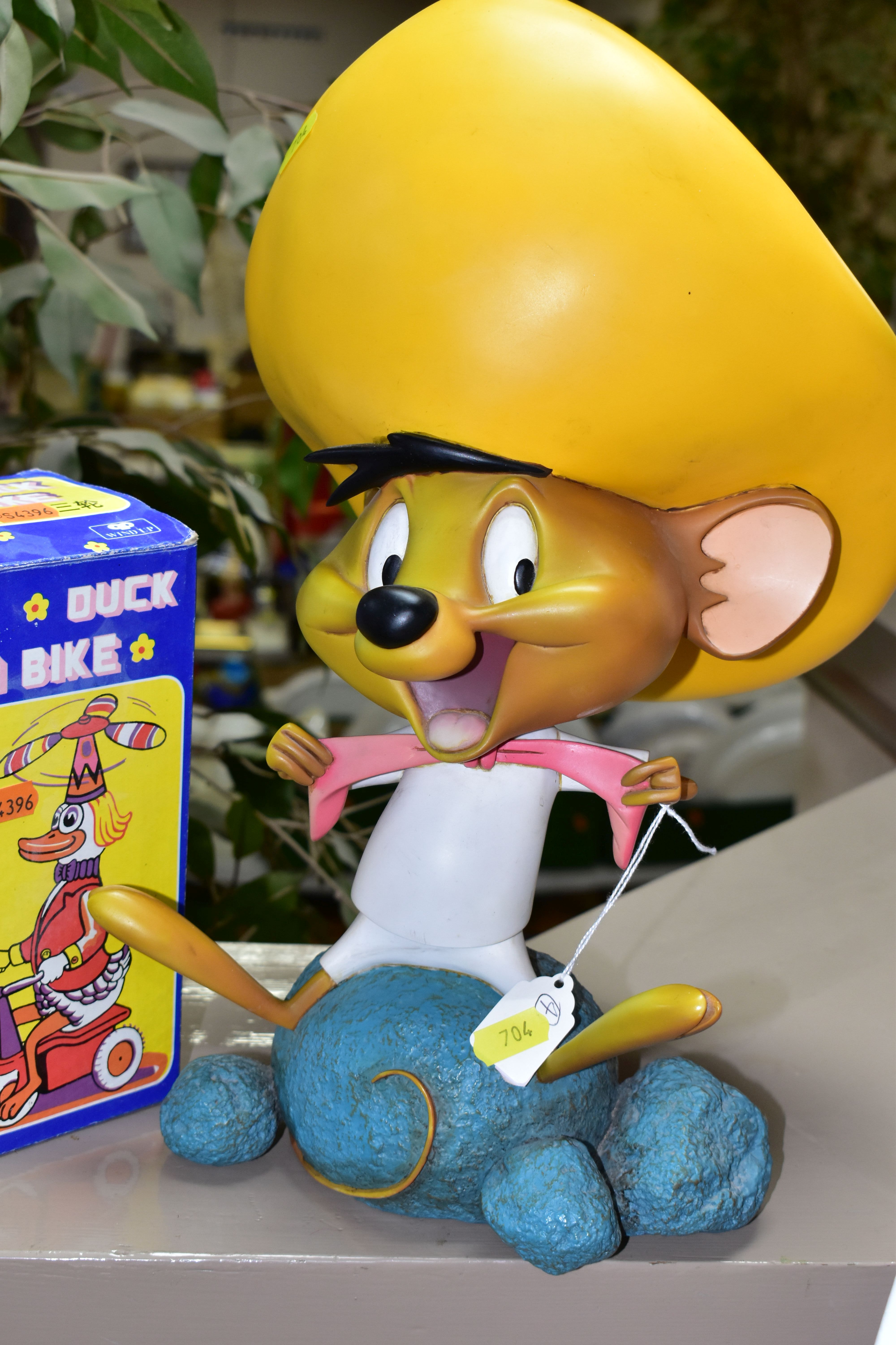 A WARNER BROS 'GOOFY' PUSH BUTTON PHONE (mybelle805), a wind up tin duck on a bike (boxed), also - Image 3 of 3