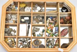 A WOODEN DISPLAY CASE WITH CONTENTS, light wooden case with hinged lid (missing glass front)