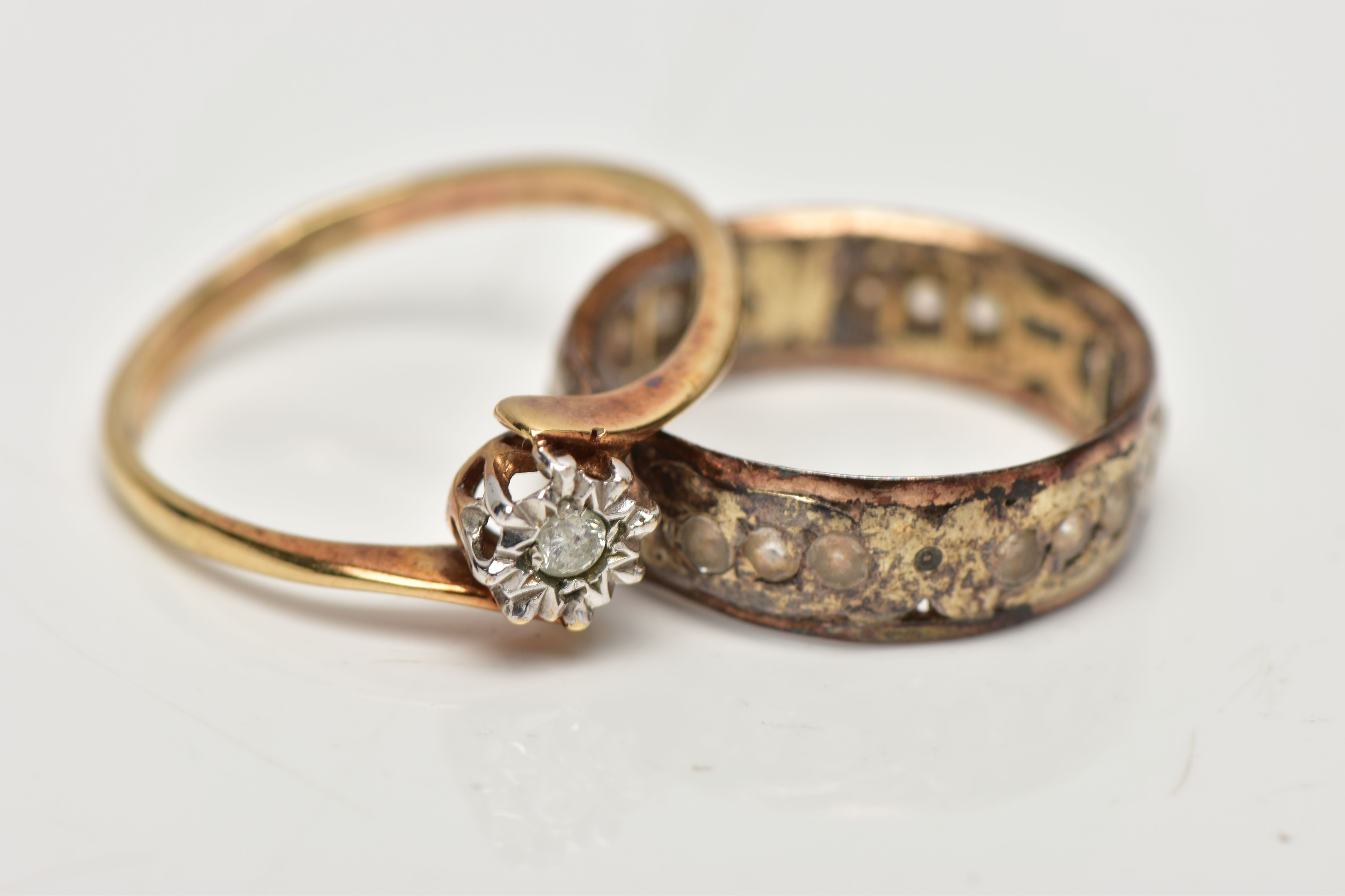 A 9CT GOLD SINGLE STONE DIAMOND RING AND A BAND RING, the first designed with an illusion set - Image 3 of 4
