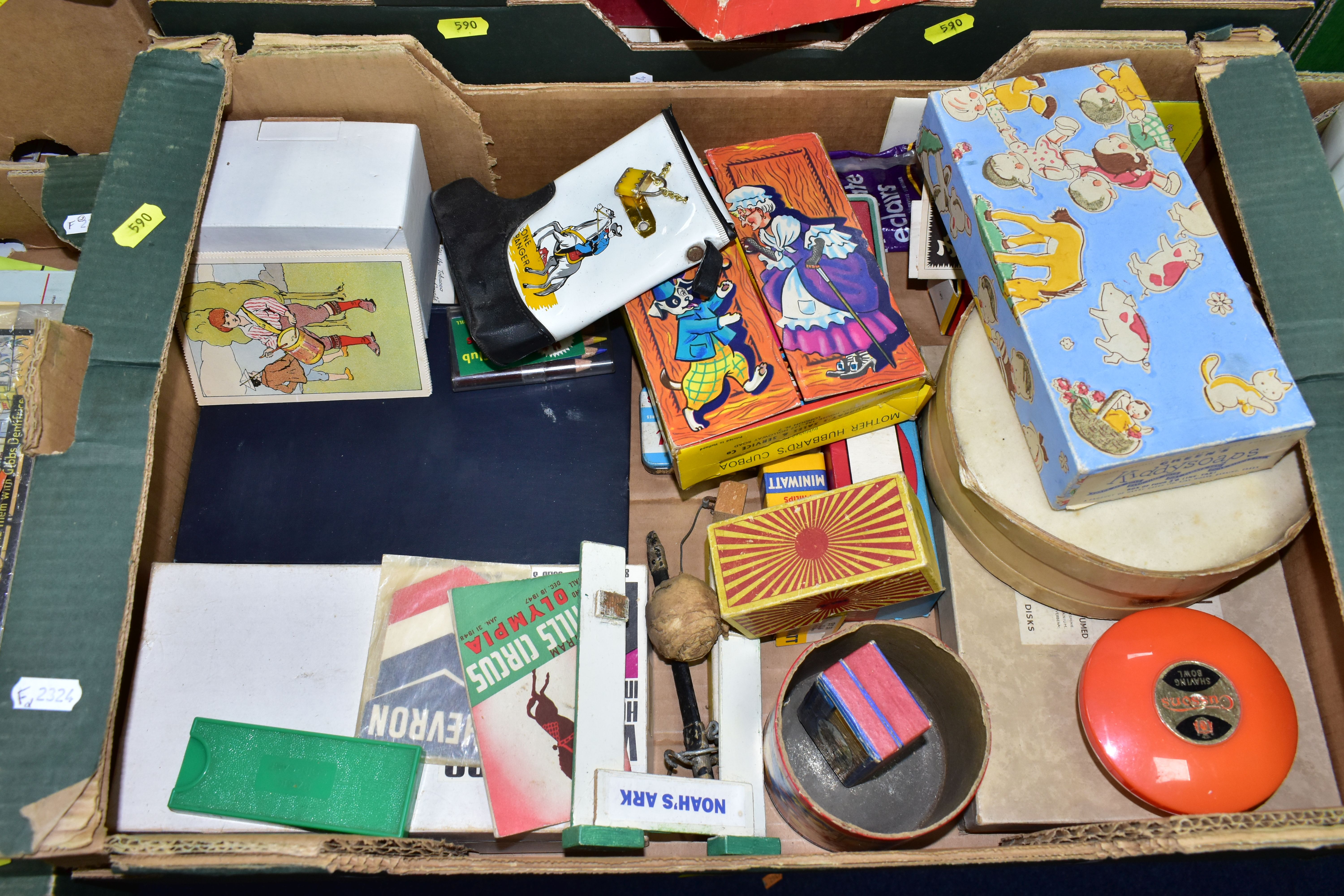 FOUR BOXES OF 1920S CHILDREN'S BOOKS, GAMES AND JIGSAWS, consisting two Brooke Bond P.G Tips - Image 2 of 5