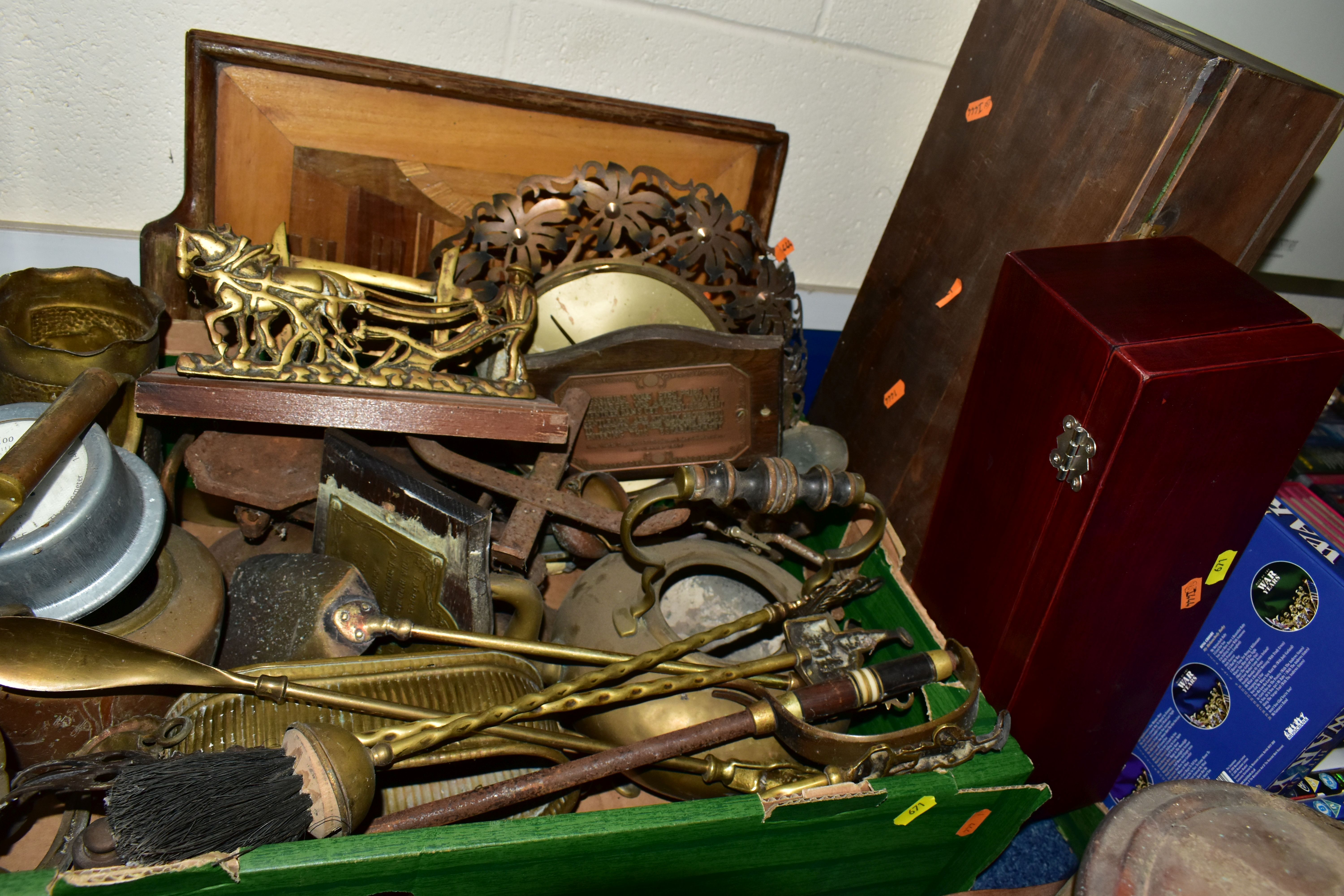 TWO BOXES AND LOOSE METALWARES AND TREEN, including a cardboard display of old saddlery tools, - Image 5 of 6