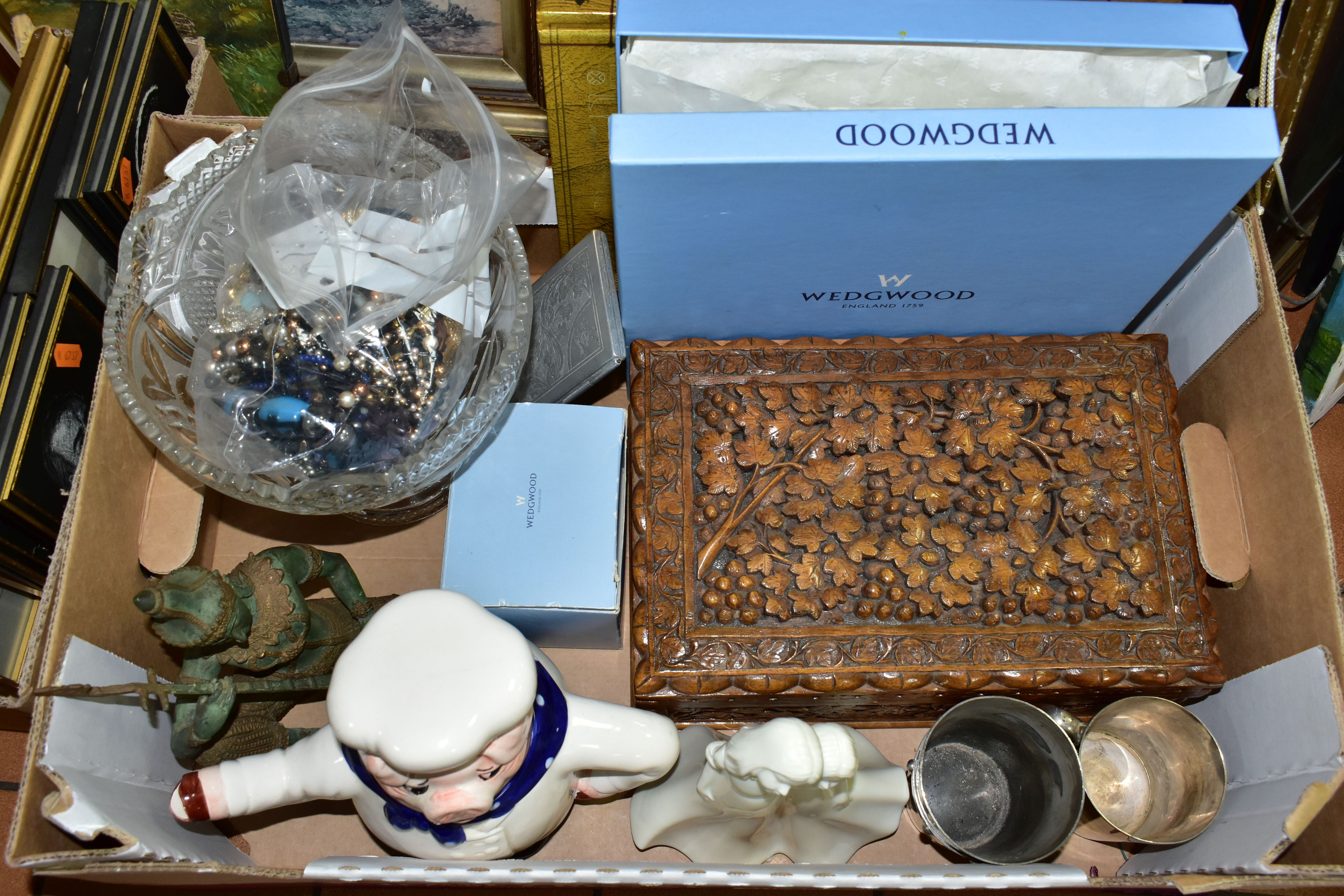 A BOX OF CERAMICS, METALWARES, COSTUME JEWELLERY AND SUNDRY ITEMS to include a Thai bronze - Image 2 of 5