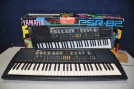 A YAMAHA PSR82 electric keyboard in original box and stand (2) (PAT pass and working)